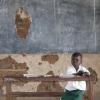 La lavagna all'interno di una classe da ristrutturare